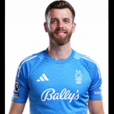 Angus Gunn